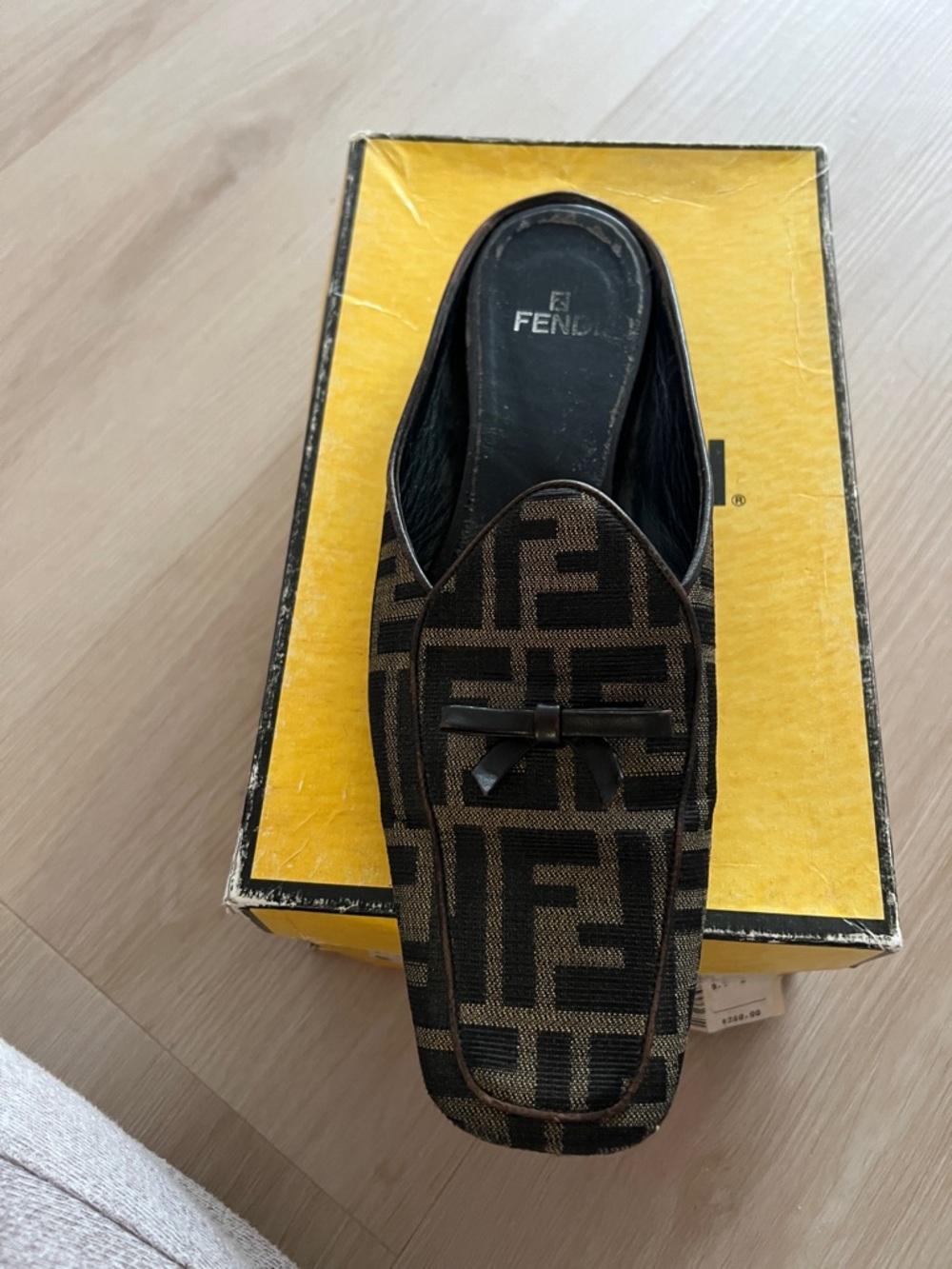 Fendi Wonens Brown/Black Monogram Slip-On Mules - Picture 3 of 6